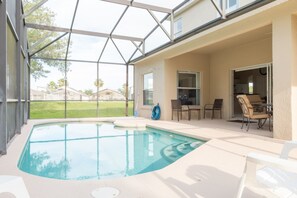 Maison, 6 chambres | Piscine couverte