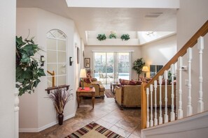 Interior detail - Calabay Parc 215 (Davenport)