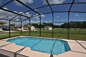 Maison, 4 chambres | Piscine intérieure | Piscine extérieure