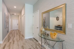 Townhome, 5 Bedrooms