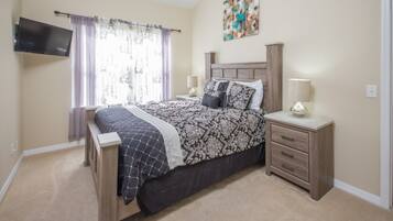 House, 4 Bedrooms | 4 bedrooms, desk, free WiFi