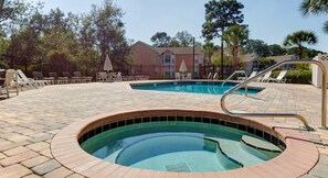 Condo, 3 Bedrooms | Outdoor spa tub