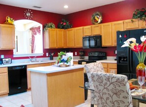 House, 6 Bedrooms | Private kitchen - Solana Resort 1520 (Davenport)