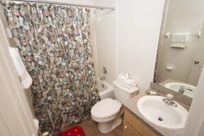 Bathroom - Fiesta Key 1285 (Kissimmee)