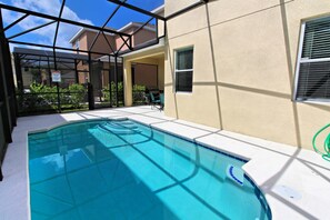 House, 5 Bedrooms | Outdoor pool