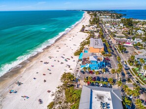 Condo, 2 Bedrooms | Aerial view