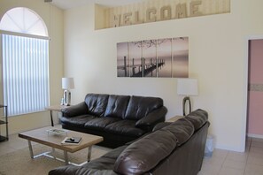 House, 3 Bedrooms | Living area | TV - Indian Wells 3120 (Kissimmee)