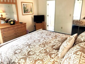 Condo, 3 Bedrooms