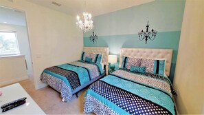 House, 5 Bedrooms | 5 bedrooms, iron/ironing board, free WiFi