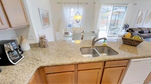 타운홈, 침실 4개 | 전용 주방 | 식기 세척기, 조리 도구/접시/주방 기구