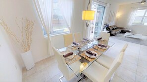 Interior detail - Bella Vida 540 (Kissimmee)