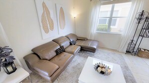 타운홈, 침실 4개 | 4 개의 침실, 다리미/다리미판, 무료 WiFi