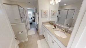 House, Multiple Beds | Bathroom | Hair dryer, towels - Champions Gate 1548 (Davenport)