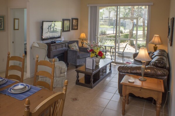 Appart'hôtel, 3 chambres | Coin séjour