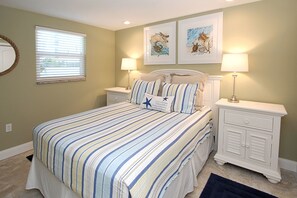 Condo, 2 Bedrooms | 2 bedrooms, free WiFi - Anna Maria Island 1303 - 2 (Bradenton Beach)