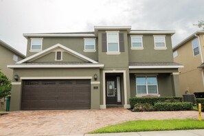House, 6 Bedrooms | Front of property - Encore Resort at Reunion 781 (Kissimmee)