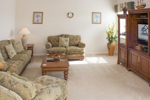 Living area - Highlands Reserve Golf & Country Club 533 (Davenport)