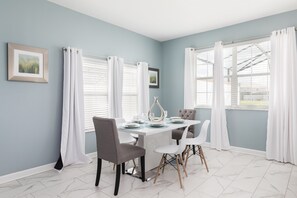 House, 5 Bedrooms | In-room dining - Storey Lake 4918 (Kissimmee)