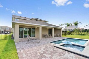 House, Multiple Beds | Outdoor pool - Encore Resort at Reunion 380 (Kissimmee)