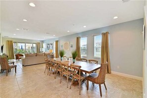 独立别墅, 多张床 | 客房内用餐