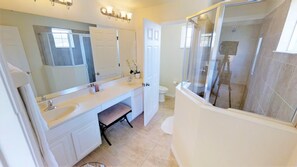 Bathroom sink - Bella Vida 850 B (Kissimmee)