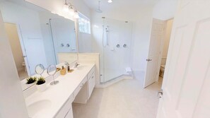 Ferienhaus, Mehrere Betten | Badezimmer | Haartrockner, Handtücher