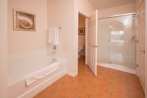Bathroom - Palisades Resort 14200 - 302 (Winter Garden)