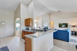 Private kitchen - Orange Tree 3032 (Clermont)