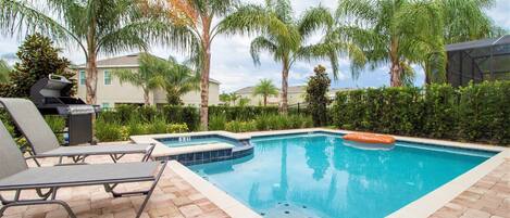 ハウス ベッド (複数台) | 屋外プール