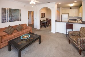 Apartment, 2 Schlafzimmer | Wohnbereich