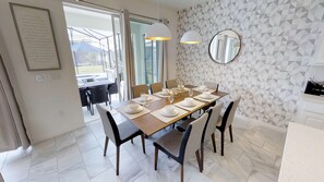 Huis, 6 slaapkamers | Dineren op de kamer