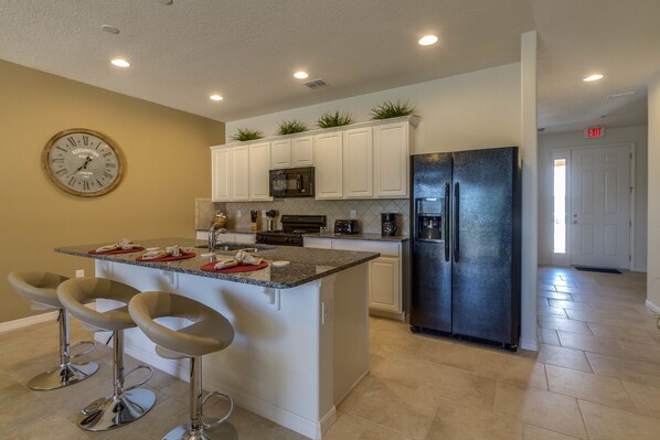 Townhome, 4 Bedrooms | Private kitchenette