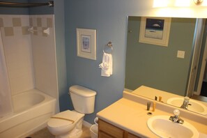 Apartment, 3 Bedrooms | Bathroom - Runaway Beach 5000 B7.103 (Kissimmee)
