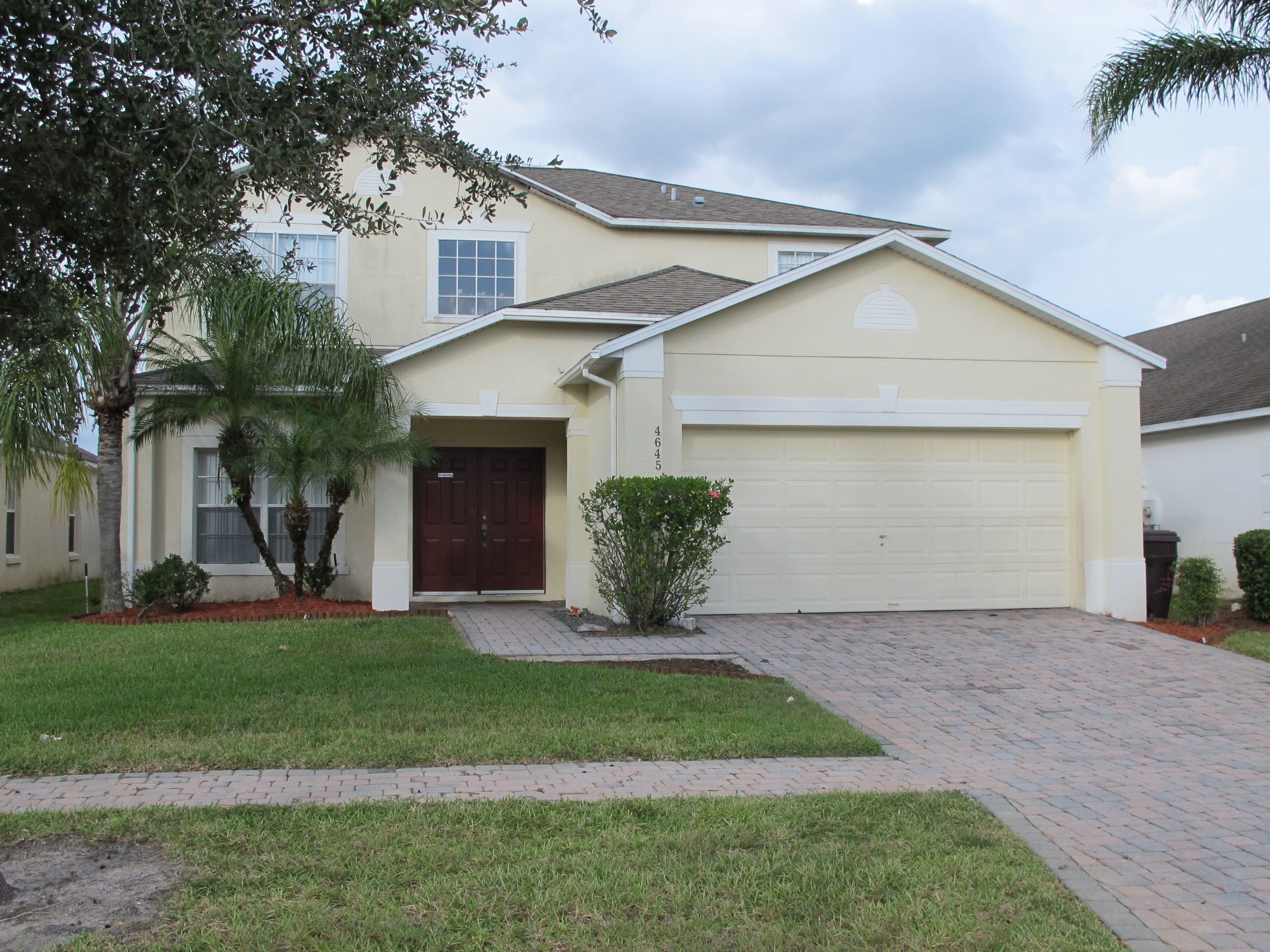 House, 5 Bedrooms | Property grounds