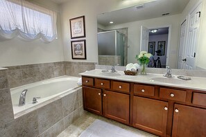 House, 6 Bedrooms | Bathroom | Hair dryer, towels - Bella Vida 210 (Kissimmee)