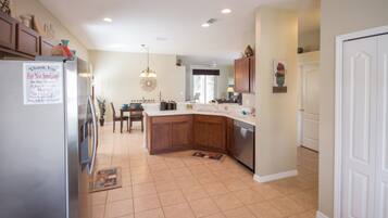 House, 4 Bedrooms | Private kitchen | Fridge, microwave, oven, dishwasher