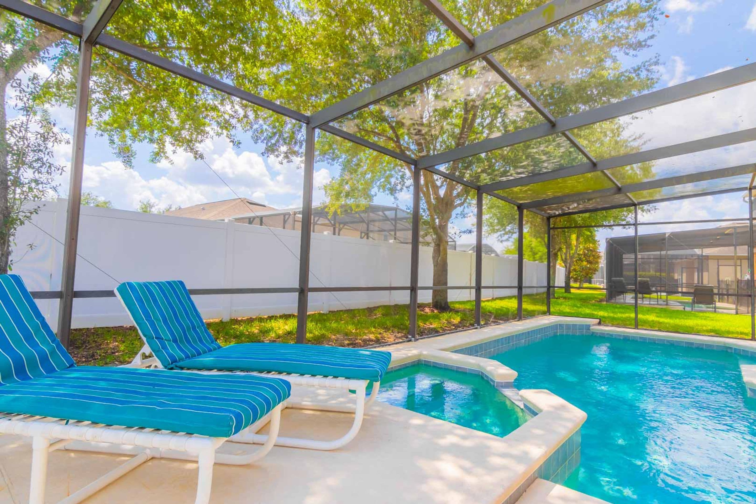 Maison, 5 chambres | Piscine extérieure