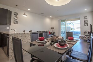 Casa de ciudad, 3 habitaciones | Servicio a la habitación