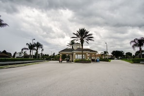 Courtyard - Windsor Palms 8046 (Kissimmee)