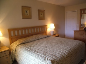 3 bedrooms, desk, free WiFi