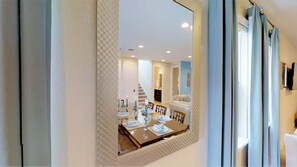 House, Multiple Beds | In-room dining