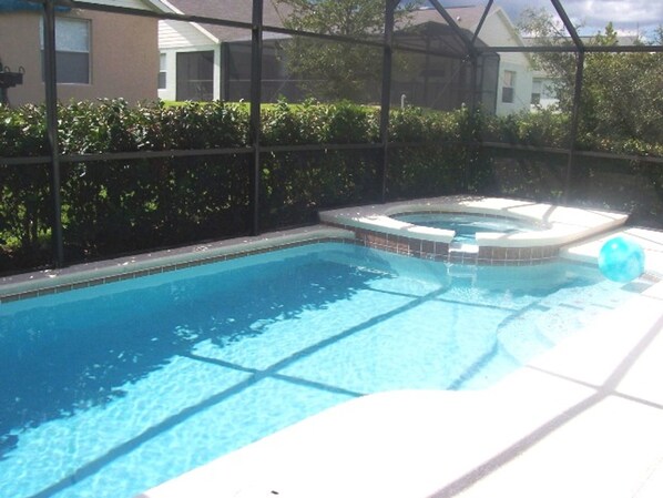 House, 5 Bedrooms | Outdoor pool