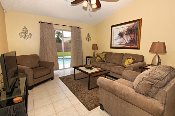 Villa, 3 Bedrooms | Living area | Flat-screen TV - Indian Creek 8060 (Kissimmee)
