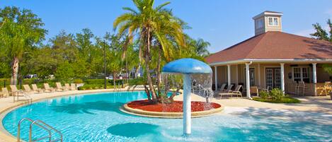 Townhouse, 4 kamar tidur | Kolam renang outdoor