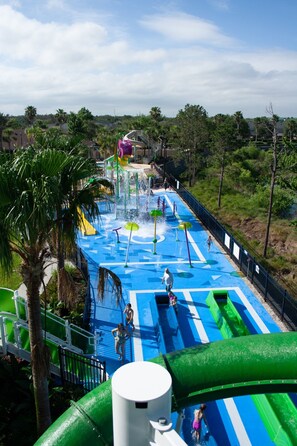 Waterslide - Windsor Hills 2583 (Kissimmee)