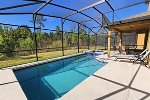 House, 5 Bedrooms | Outdoor pool