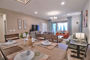 Casa, 6 habitaciones | Servicio a la habitación