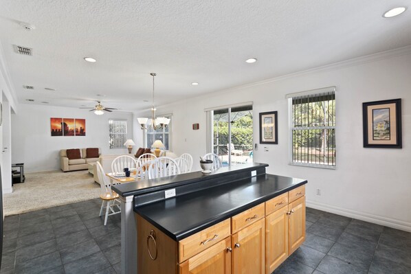 Villa, 5 Bedrooms | Private kitchen | Dishwasher, cookware/dishes/utensils