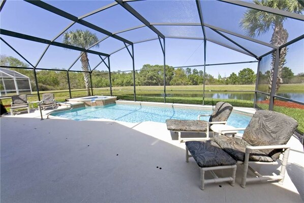 House, 4 Bedrooms | Indoor pool