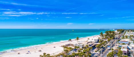 Apartment, 2 Schlafzimmer | Strand-/Meerblick